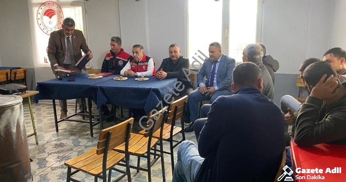 "Aydın’da Tarımsal Kalkınma Hamlesi: 17 İlçede Eş Zamanlı Çıkarma" başlıklı haber için fotorealistik